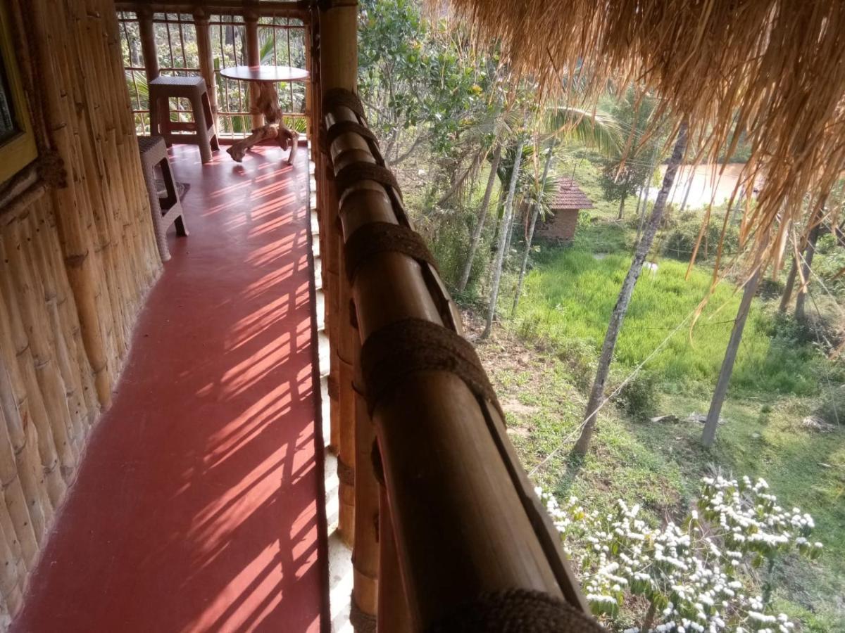 Kalidasa Tree House And Villa, Wayanad Chegāt Exteriér fotografie