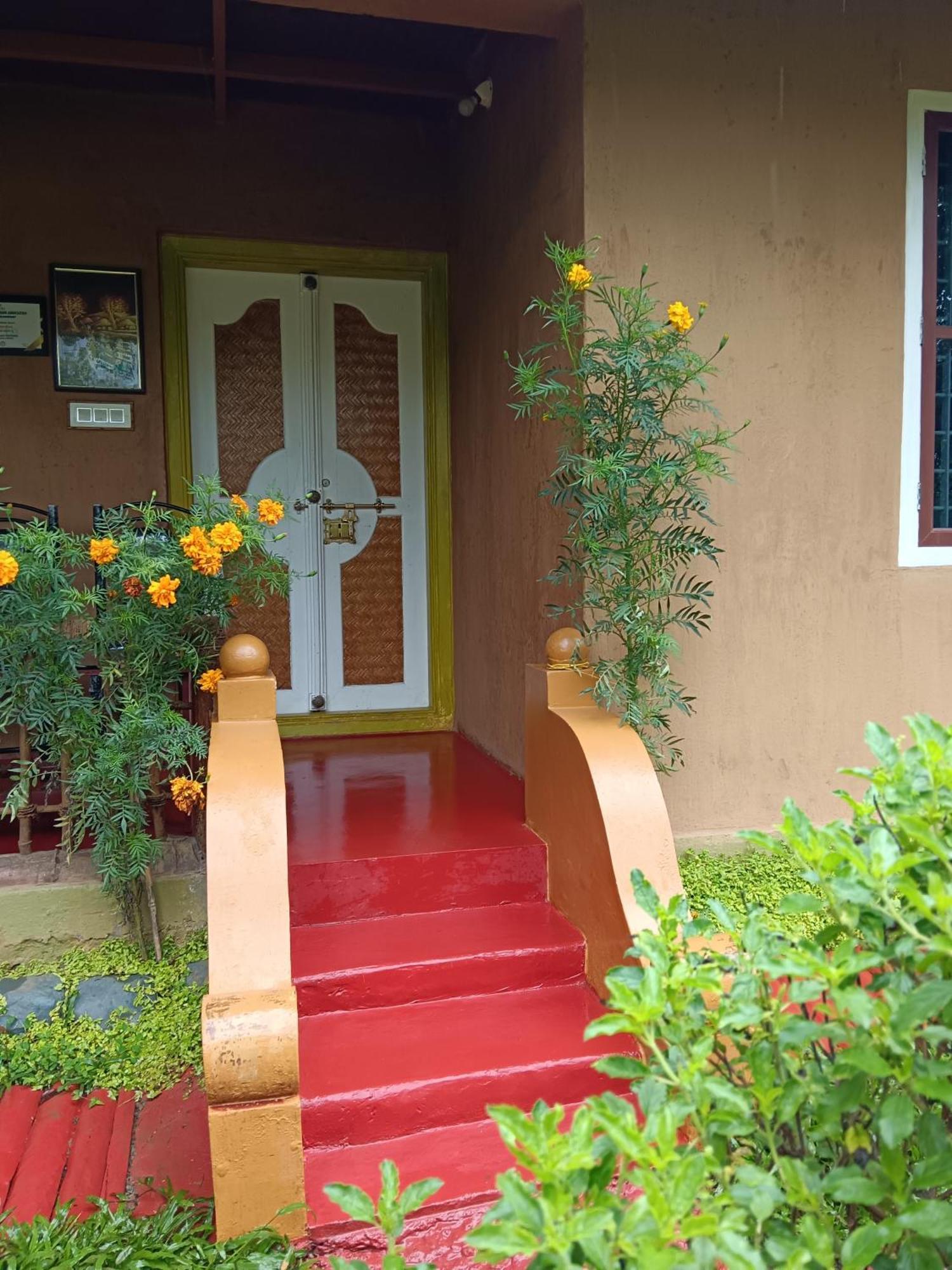 Kalidasa Tree House And Villa, Wayanad Chegāt Pokoj fotografie