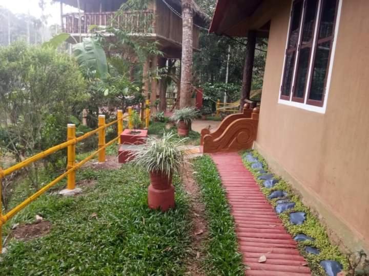 Kalidasa Tree House And Villa, Wayanad Chegāt Pokoj fotografie
